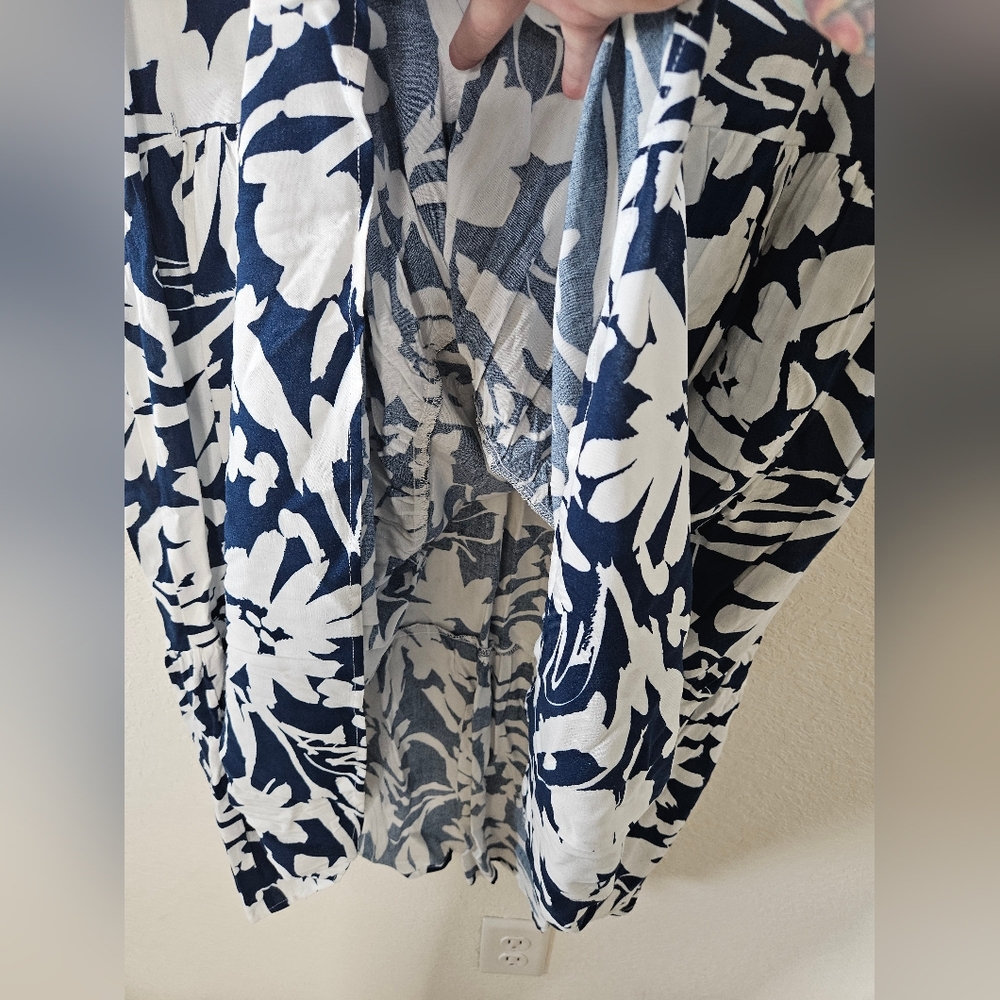 NWOT! Chic Soul Navy and White Boho Floral Mini Dress with Flutter Sleeves! - Picture 10 of 10